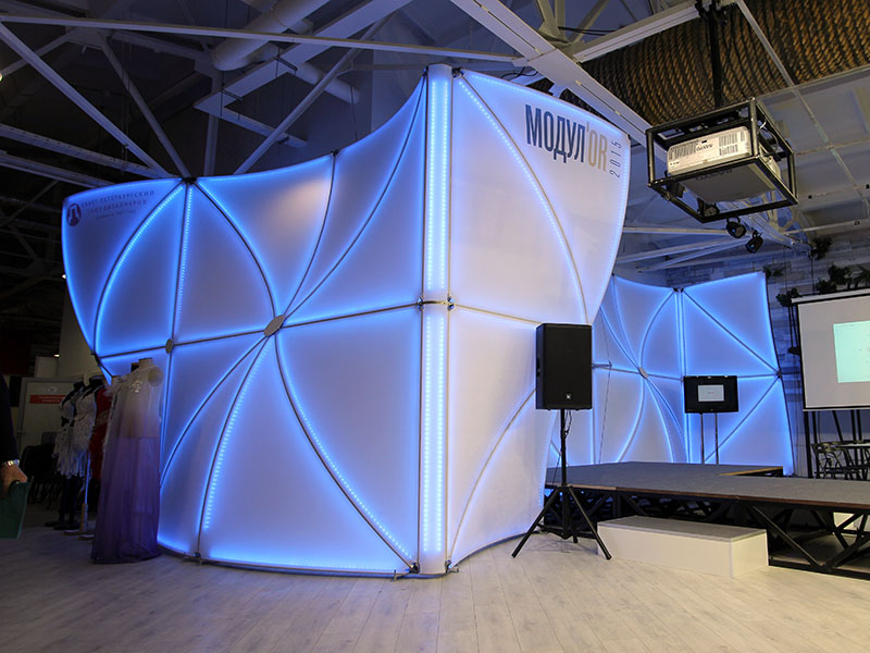 Застройка выставки MODULOR 2015